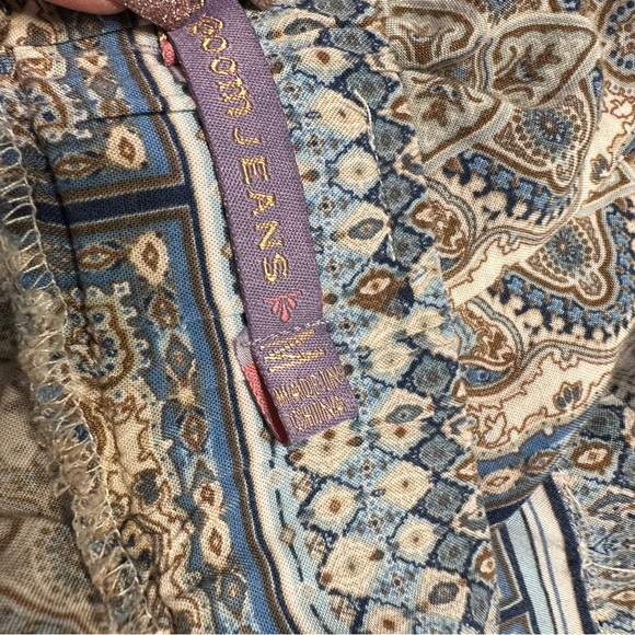 Boom Boom JEANS Blue Cream Bohemian Print Soft Waist Tie Shorts - Picture 4 of 7